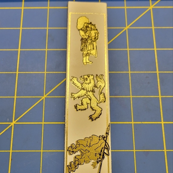 Scotland Leather Bookmark 9" White & Gold - Picture 2 of 6